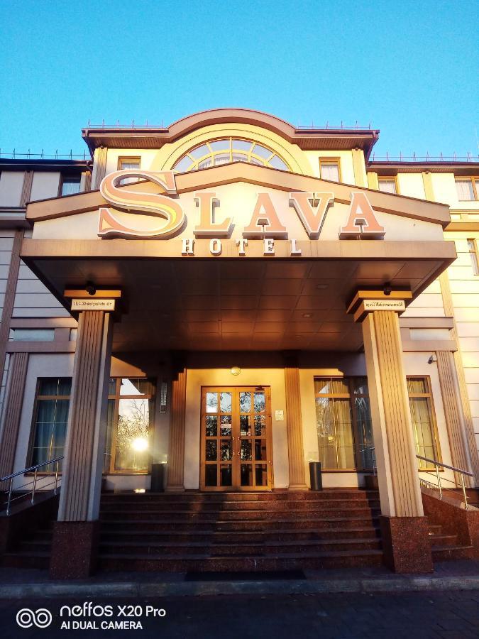 Slava Hotel Zaporizhia ภายนอก รูปภาพ