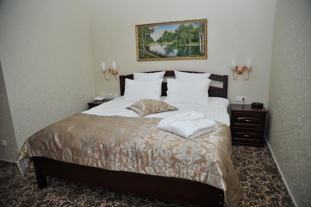 Slava Hotel Zaporizhia ห้อง รูปภาพ