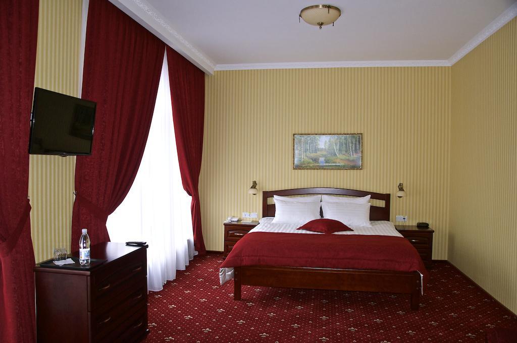 Slava Hotel Zaporizhia ภายนอก รูปภาพ