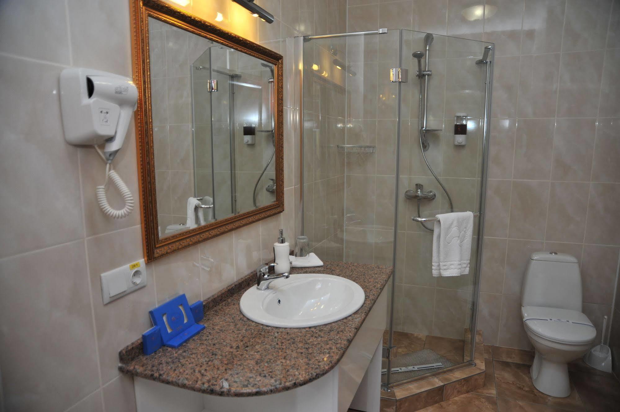 Slava Hotel Zaporizhia ภายนอก รูปภาพ